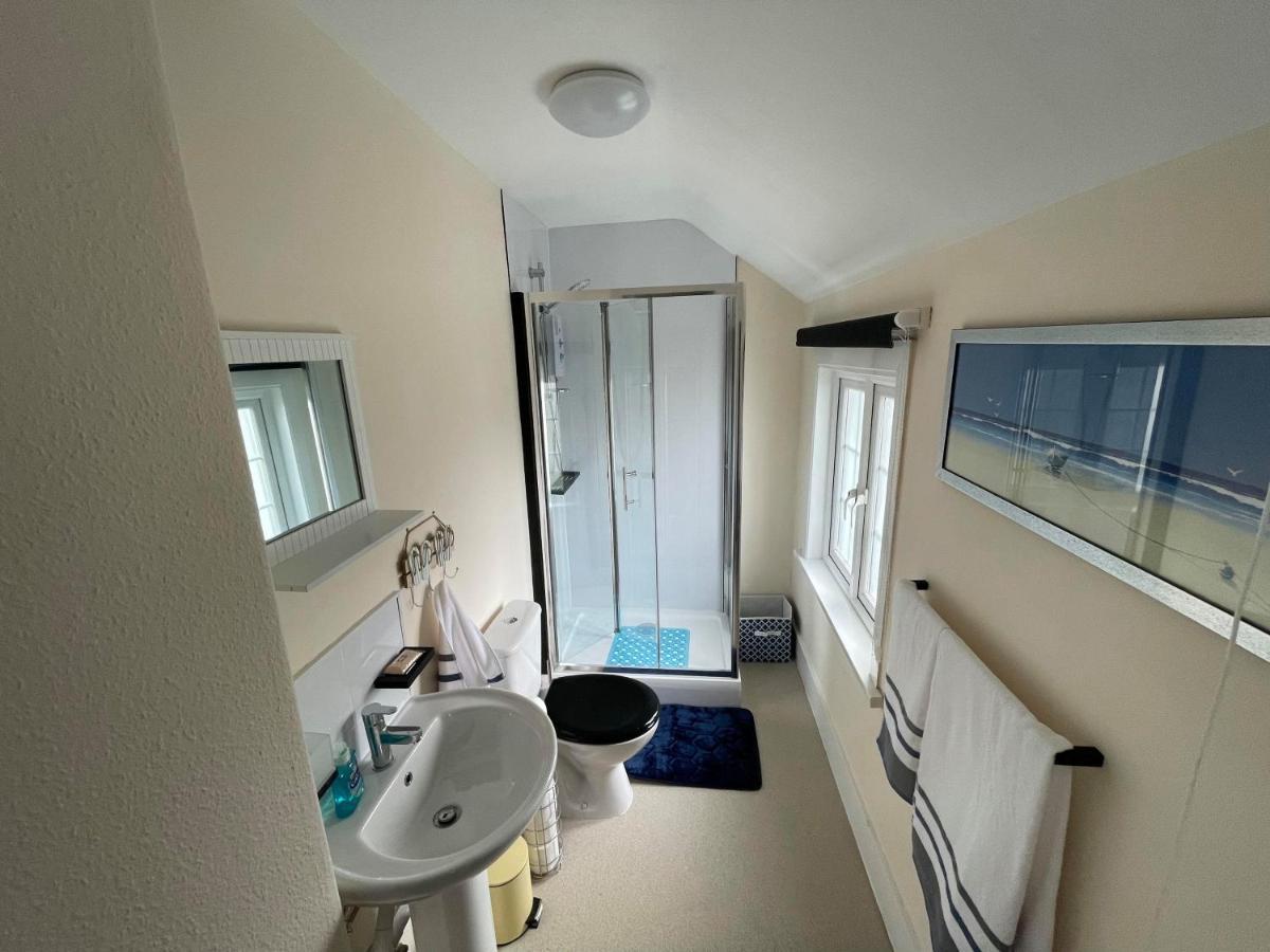 The Kings Arms Inn Stratton  Экстерьер фото